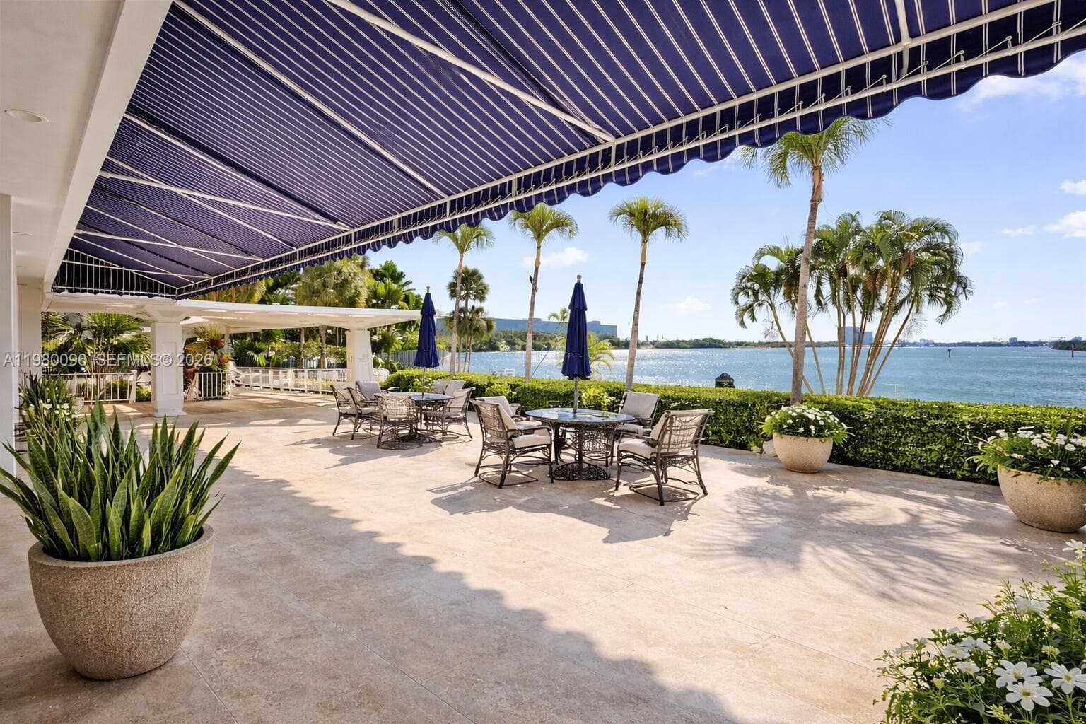 300 Bayview Dr # 1107, Sunny Isles Beach FL 33160 — 23