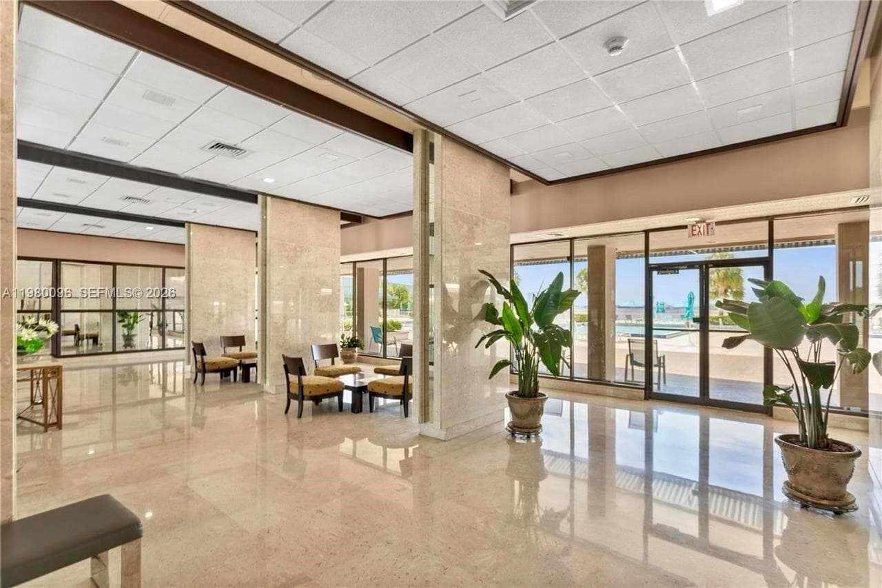 300 Bayview Dr # 1107, Sunny Isles Beach FL 33160 — 17