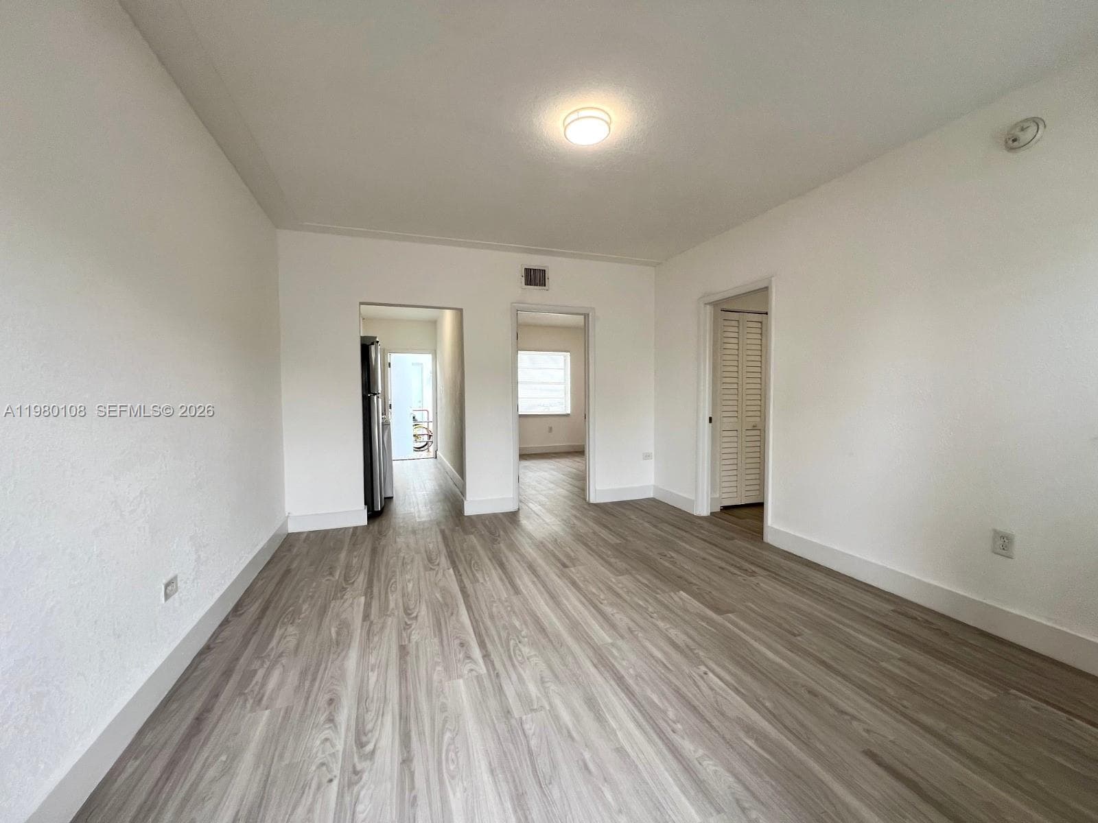 1900 Calais Dr # 1904, Miami Beach FL 33141 — 2