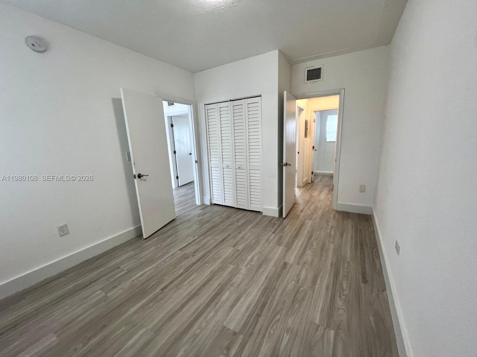 1900 Calais Dr # 1904, Miami Beach FL 33141 — 4