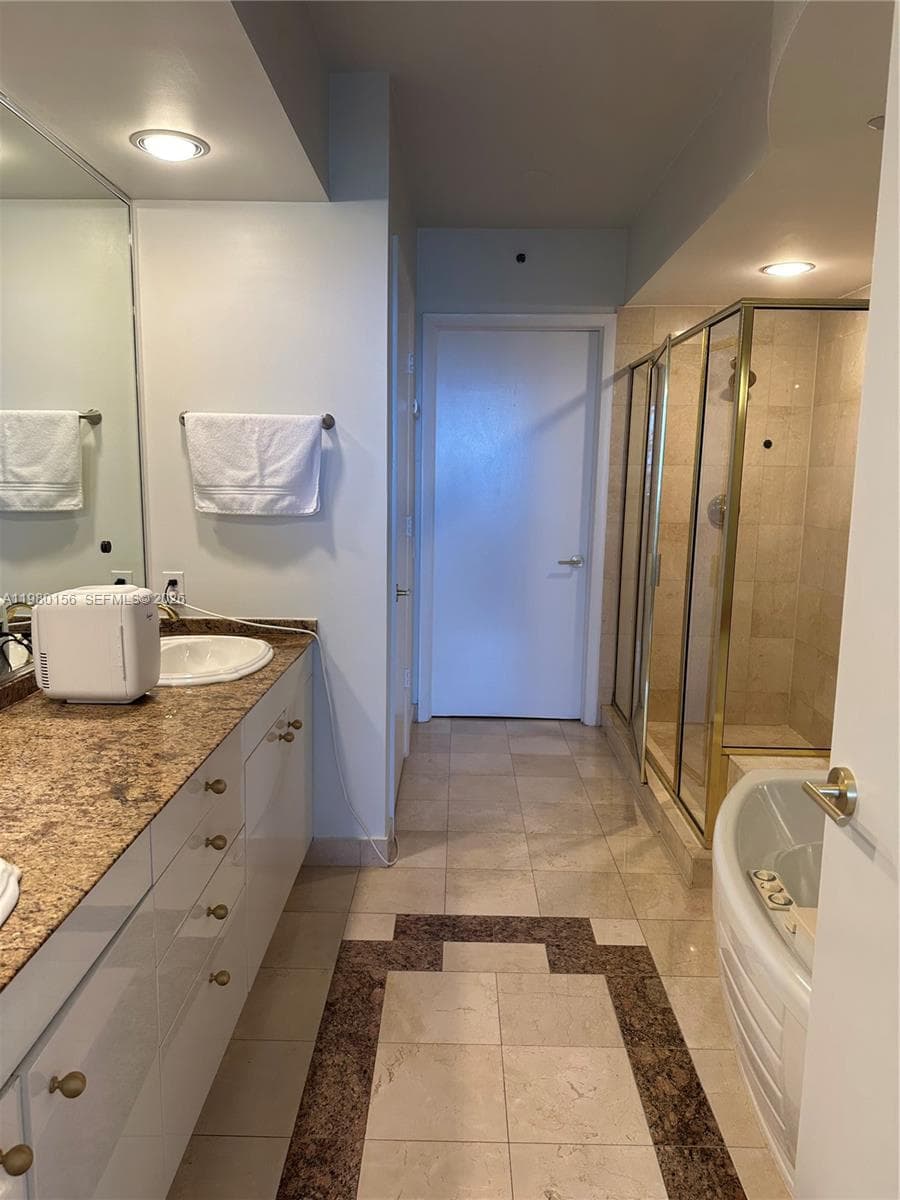 19111 Collins Ave # 803, Sunny Isles Beach FL 33160 — 21