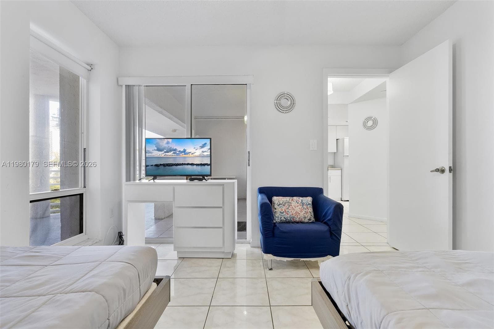 17801 N Bay Rd # 607, Sunny Isles Beach FL 33160 — 25