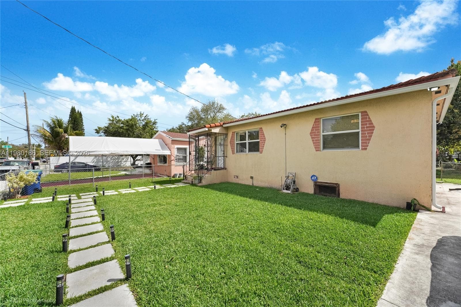 560 NW 97th St, Miami FL 33150 — 1