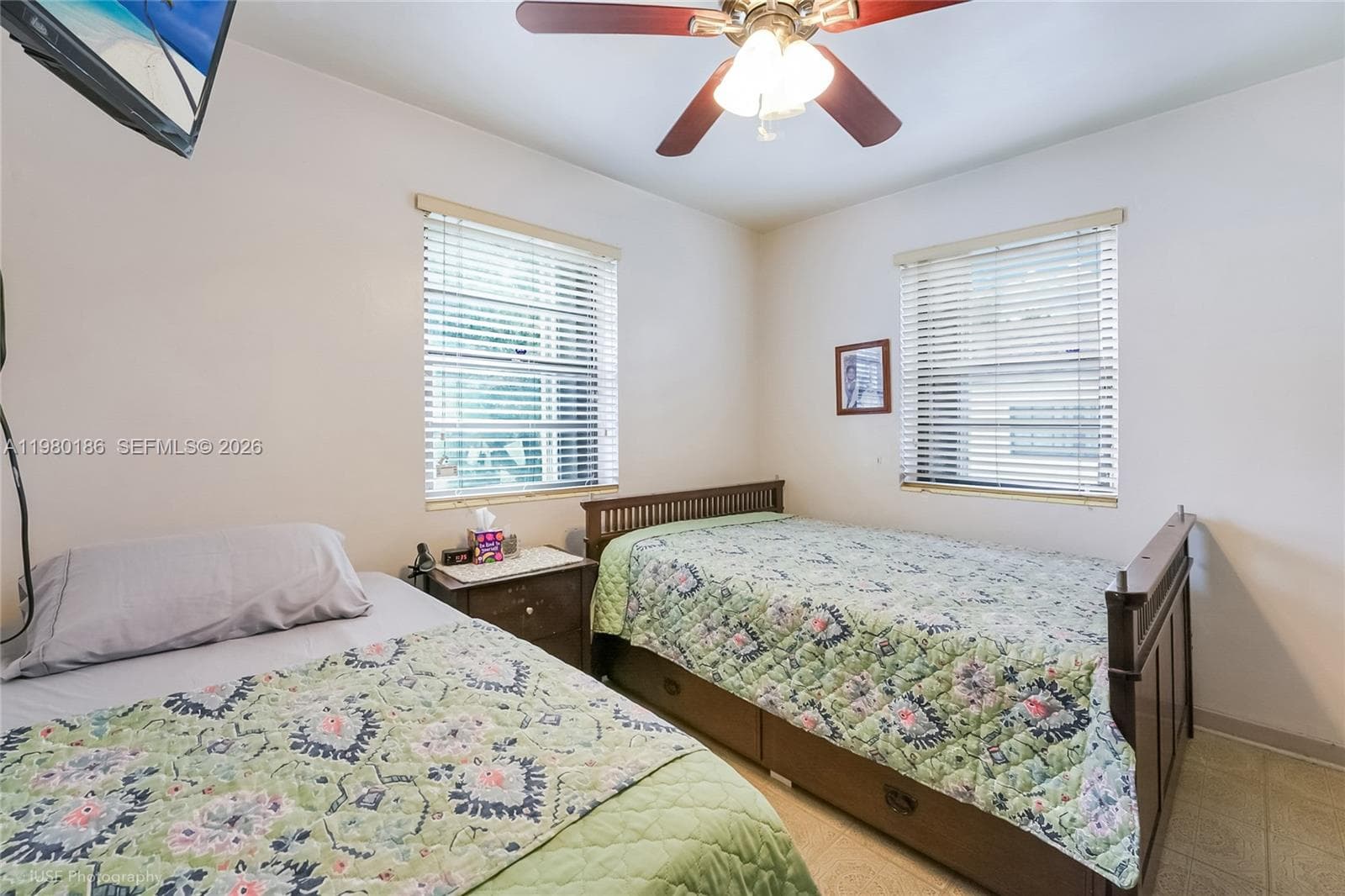 560 NW 97th St, Miami FL 33150 — 11