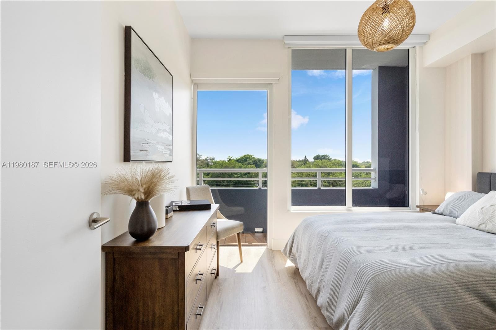 3250 Grand Ave # 507, Miami FL 33133 — 13