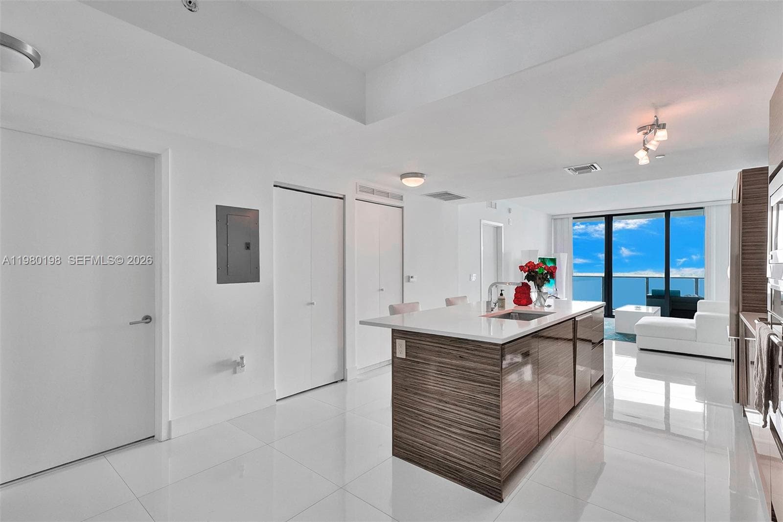 460 NE 28th St # 3403, Miami FL 33137 — 22