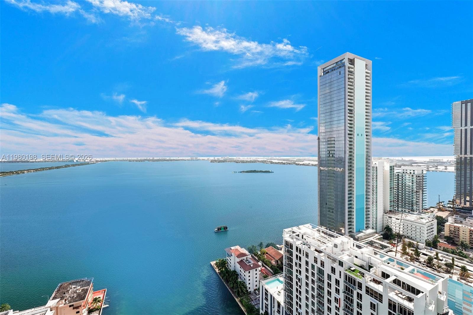 460 NE 28th St # 3403, Miami FL 33137 — 33
