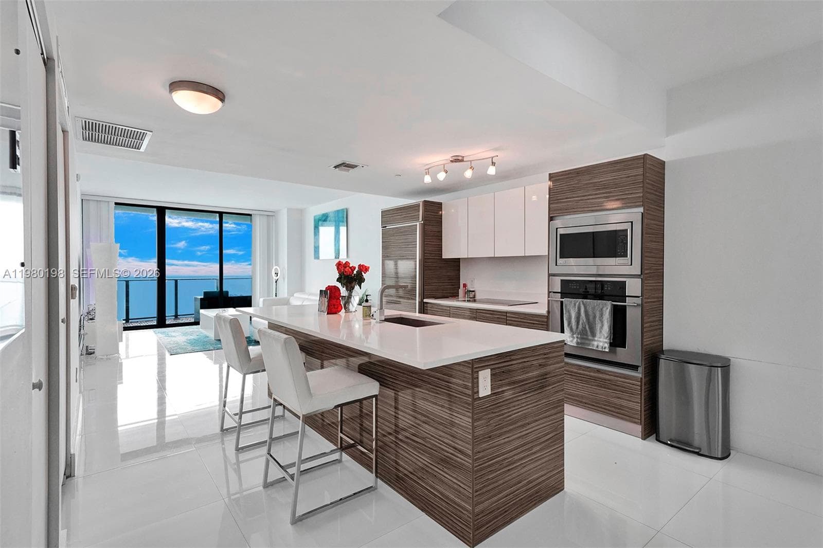 460 NE 28th St # 3403, Miami FL 33137 — 11