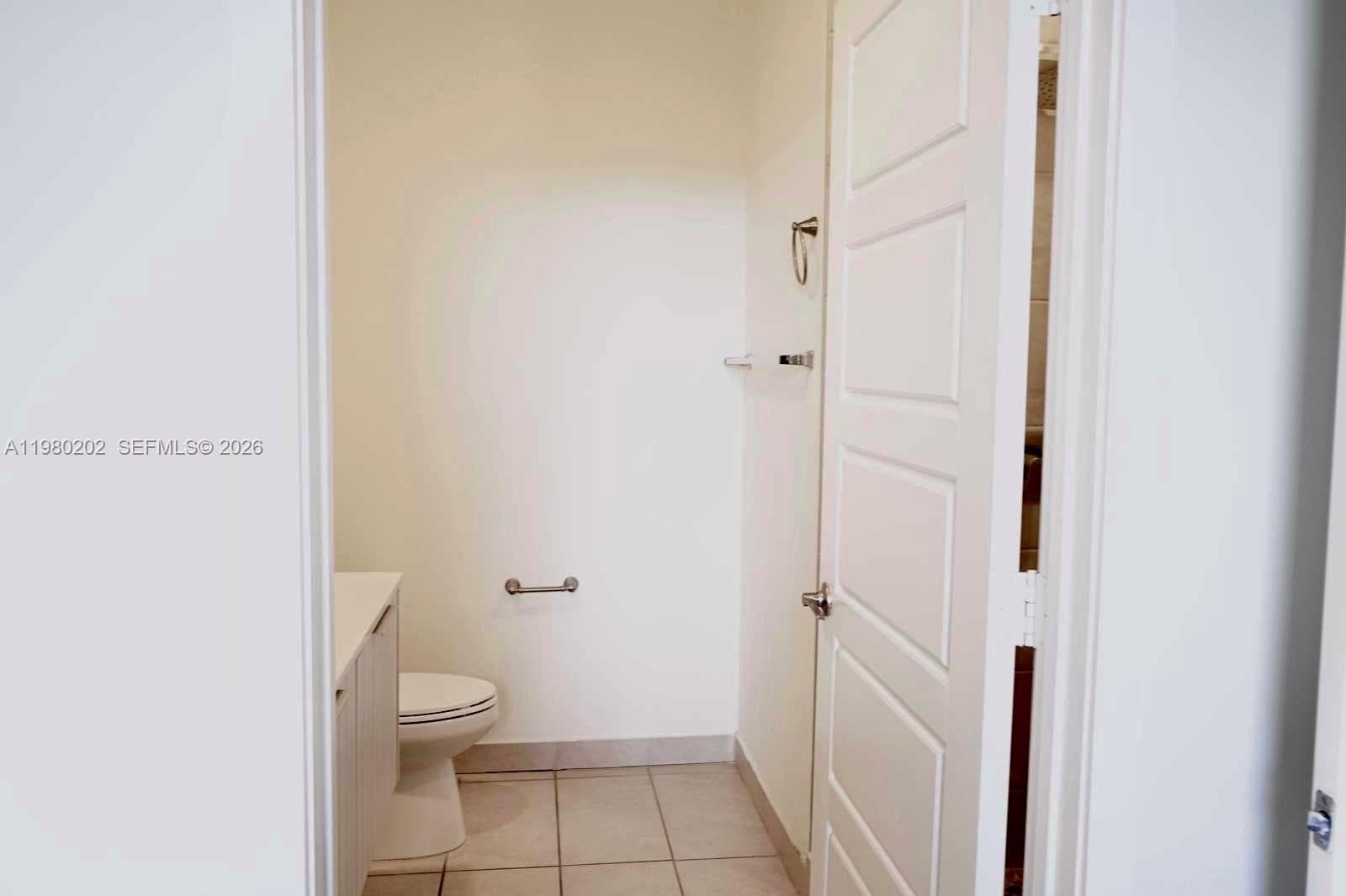 7925 NW 104th Ave # 32, Doral FL 33178 — 20