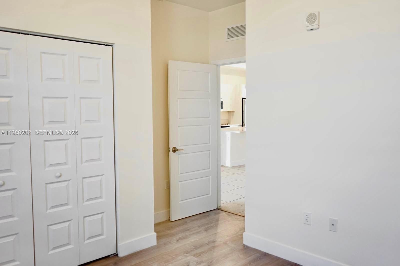 7925 NW 104th Ave # 32, Doral FL 33178 — 14
