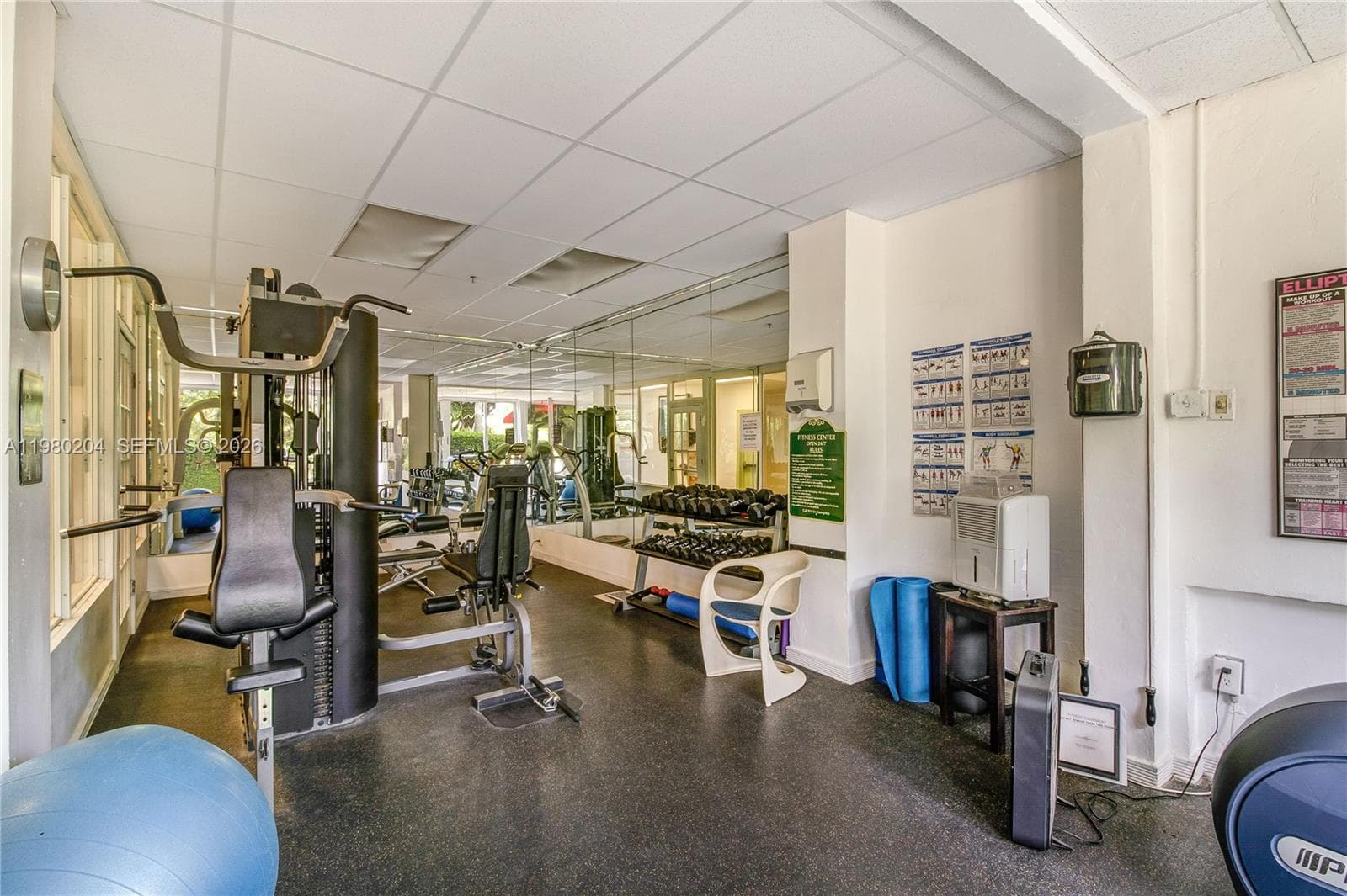 255 W 24th St # 107, Miami Beach FL 33140 — 21
