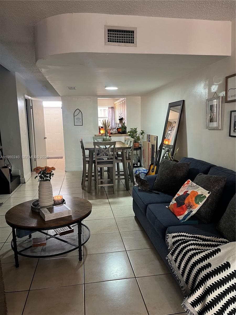 4331 W 11th Ln # 65, Hialeah FL 33012 — 7