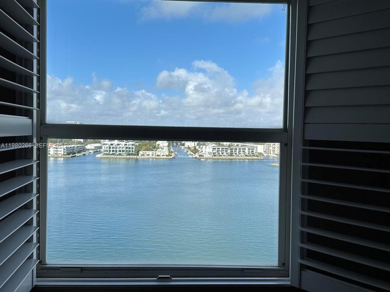 17100 N Bay Rd # 1904, Sunny Isles Beach FL 33160 — 22