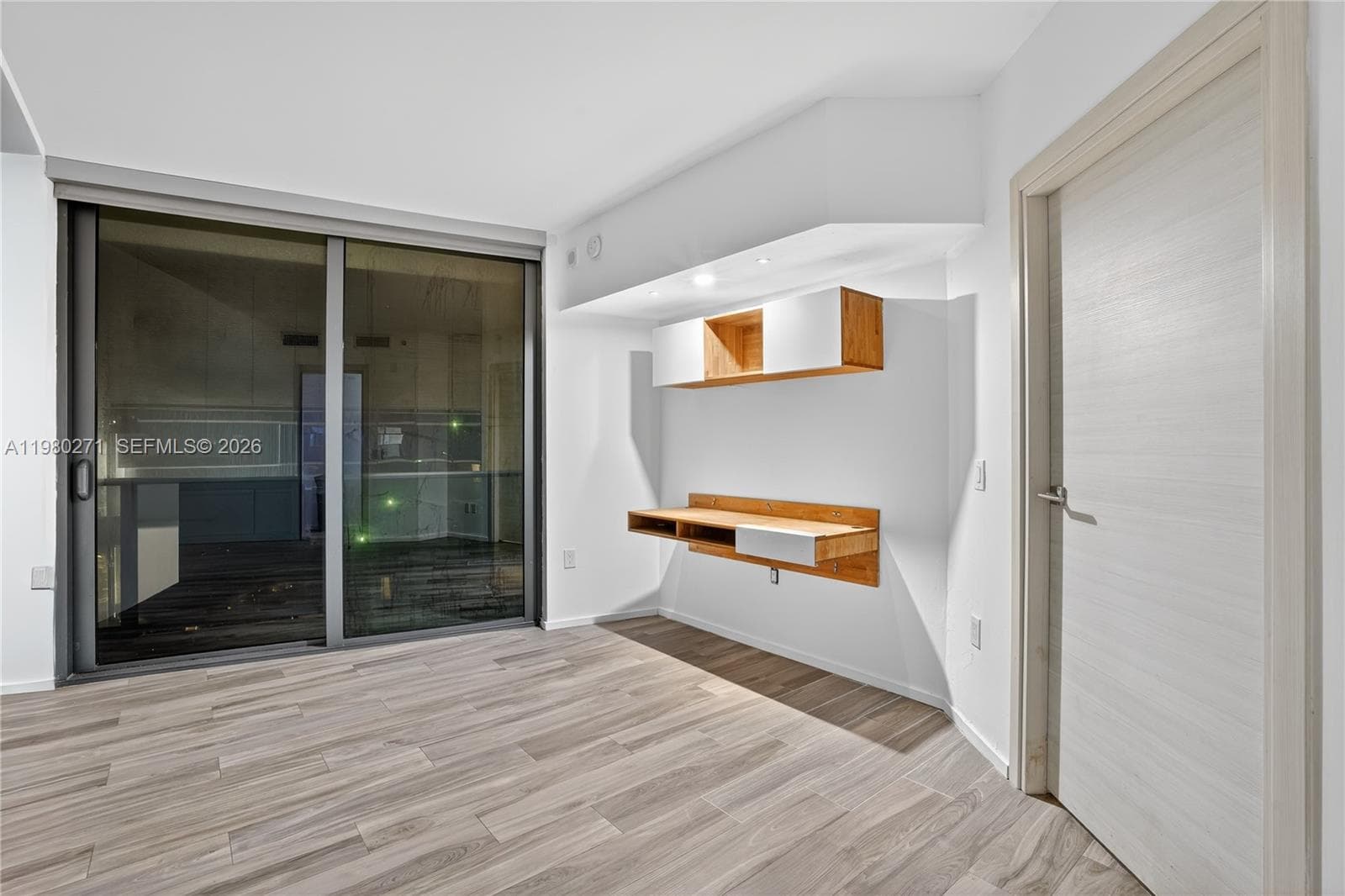 801 S Miami Ave # 2805, Miami FL 33130 — 13