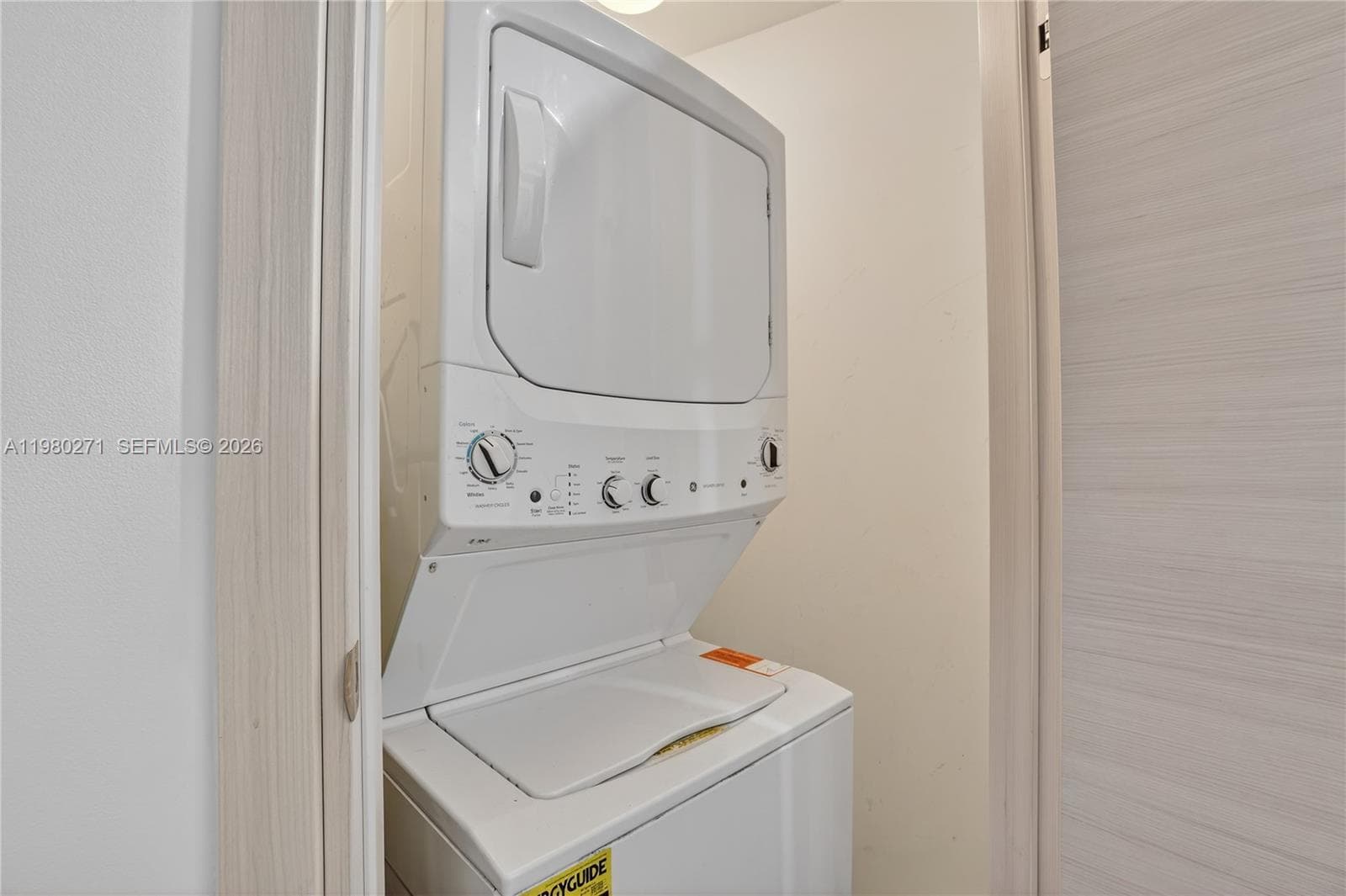 801 S Miami Ave # 2805, Miami FL 33130 — 20