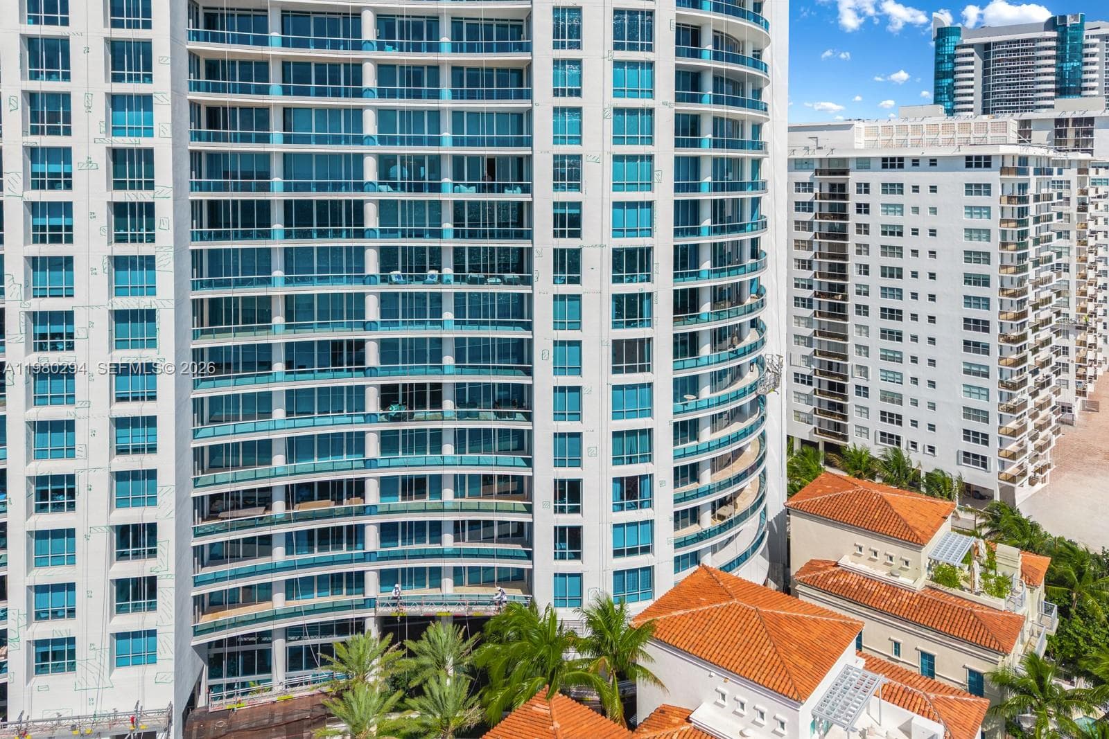 5959 Collins Ave # 1606, Miami Beach FL 33140 — 59