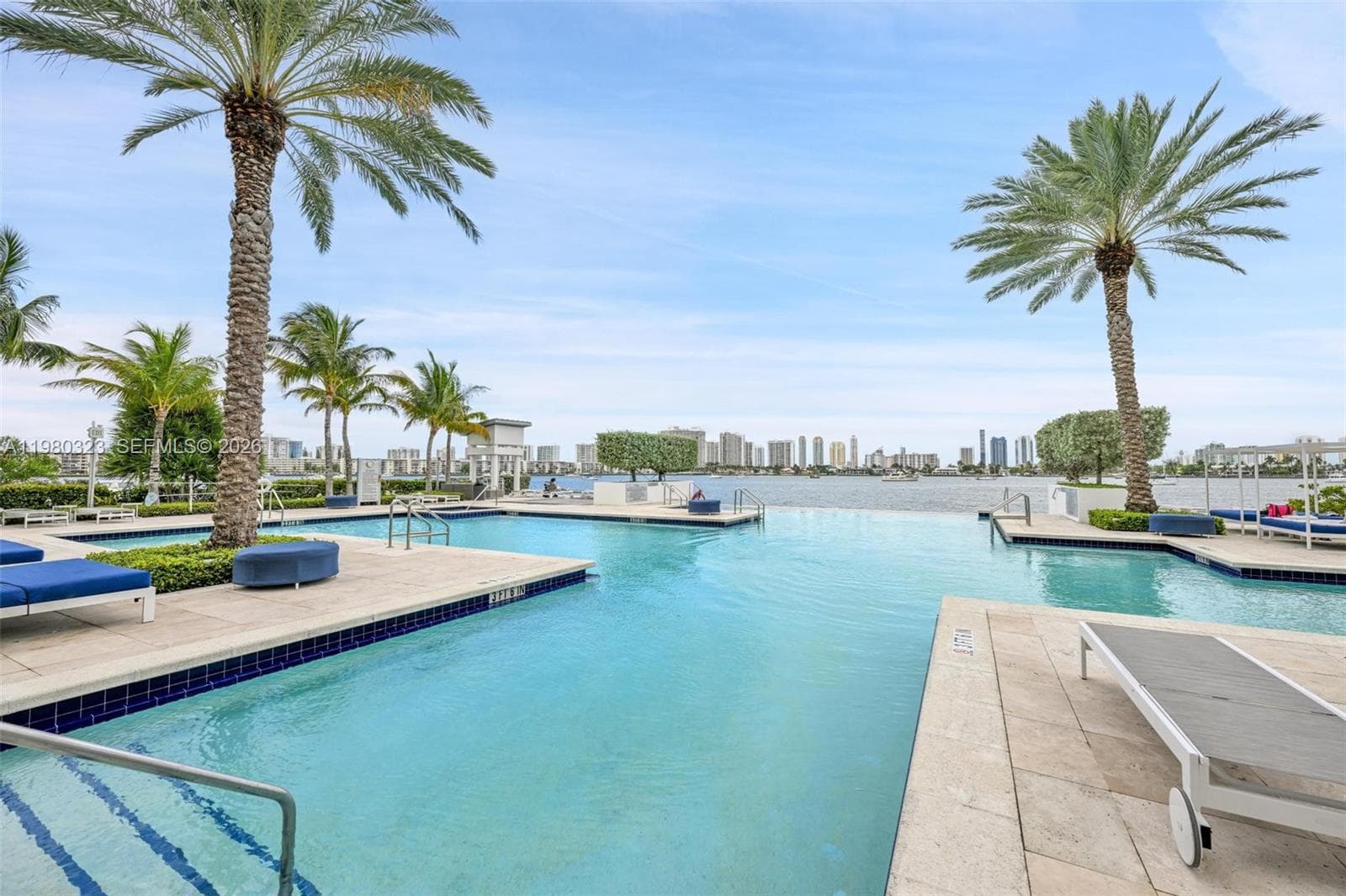 17111 Biscayne Blvd # 207, North Miami Beach FL 33160 — 38