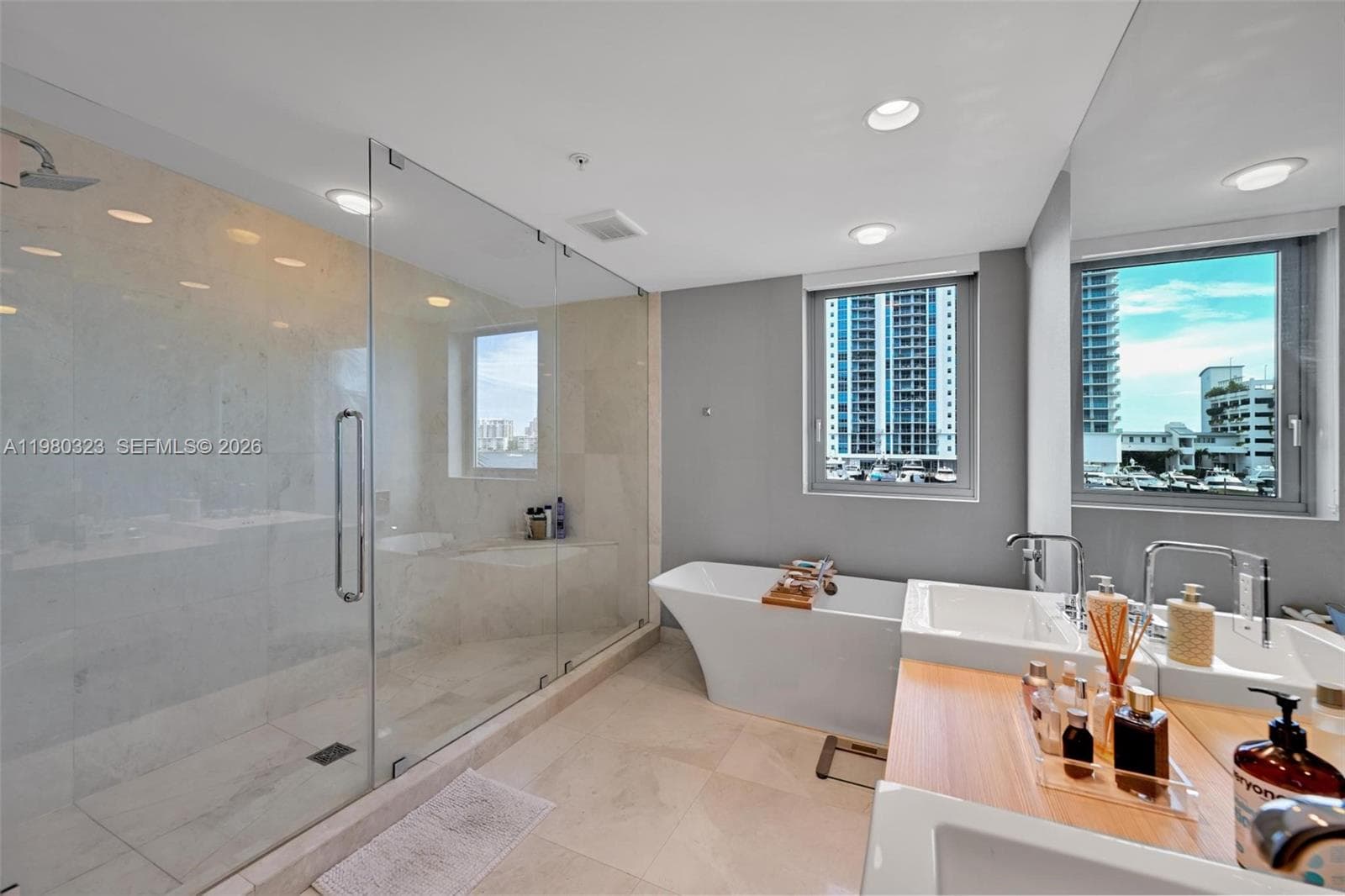 17111 Biscayne Blvd # 207, North Miami Beach FL 33160 — 18