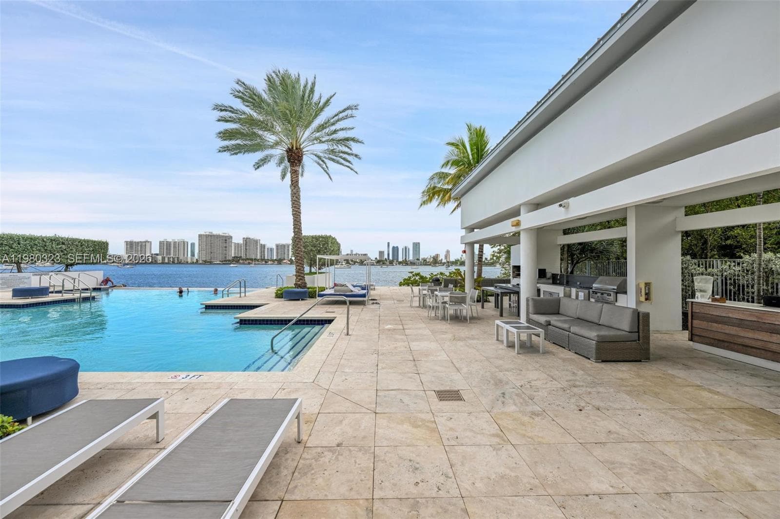 17111 Biscayne Blvd # 207, North Miami Beach FL 33160 — 37