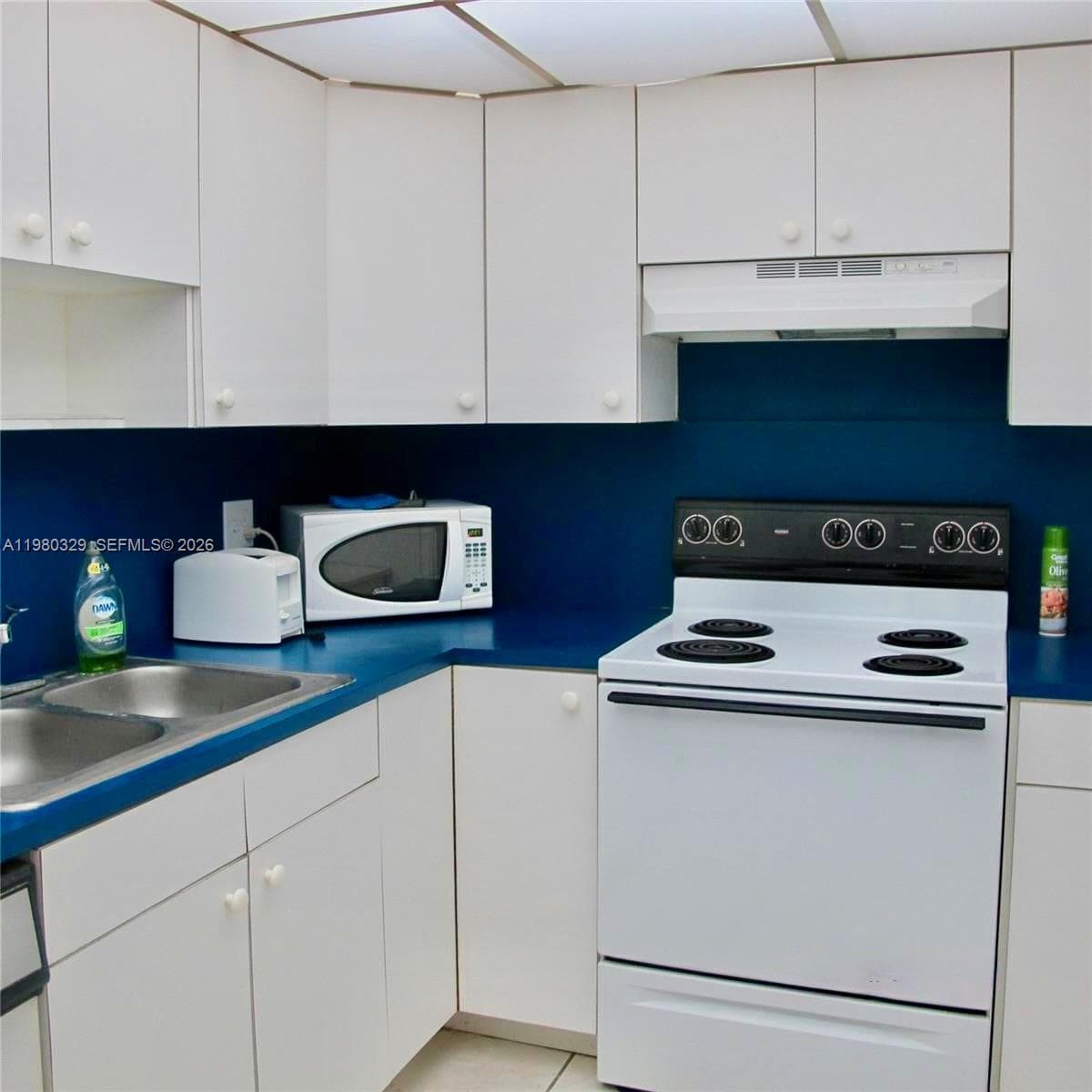 400 Kings Point Dr # 812, Sunny Isles Beach FL 33160 — 16