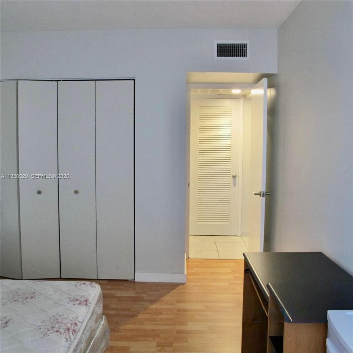 400 Kings Point Dr # 812, Sunny Isles Beach FL 33160 — 18