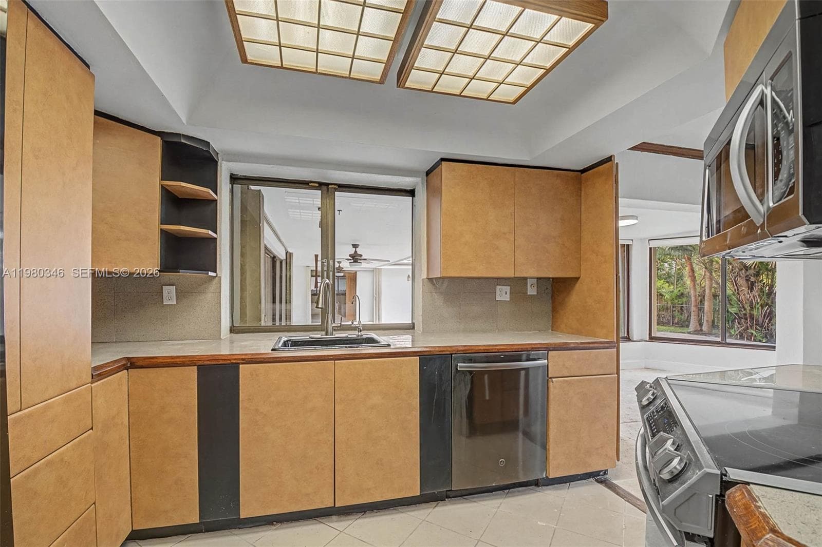 13621 SW 103rd Ave, Miami FL 33176 — 13