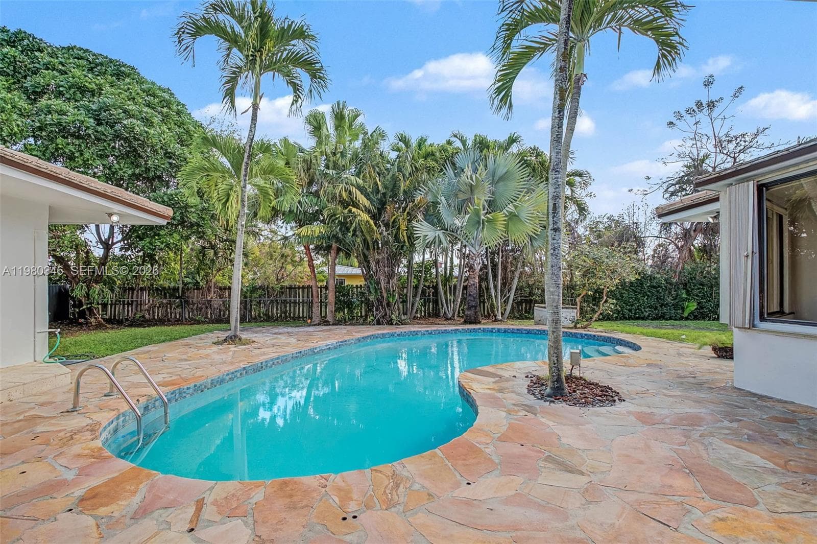 13621 SW 103rd Ave, Miami FL 33176 — 33