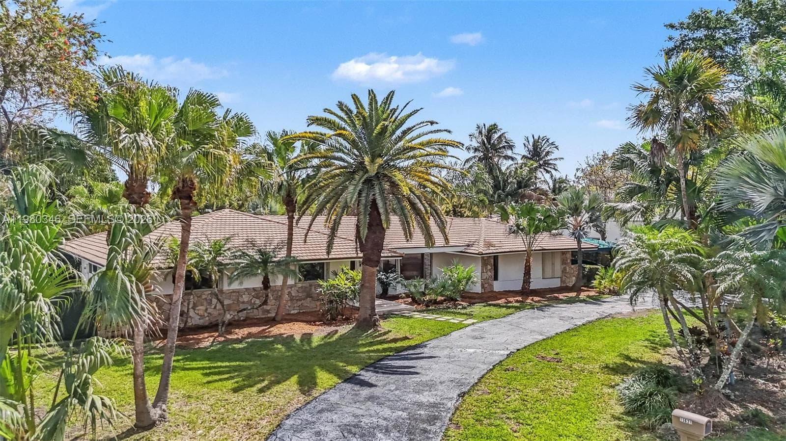 13621 SW 103rd Ave, Miami FL 33176 — 44