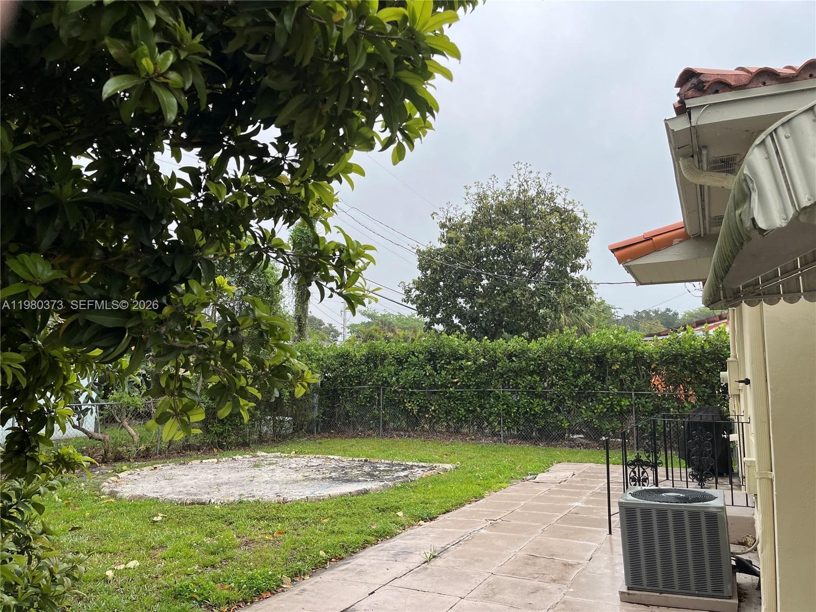 6261 NW 40th St, Virginia Gardens FL 33166 — 24