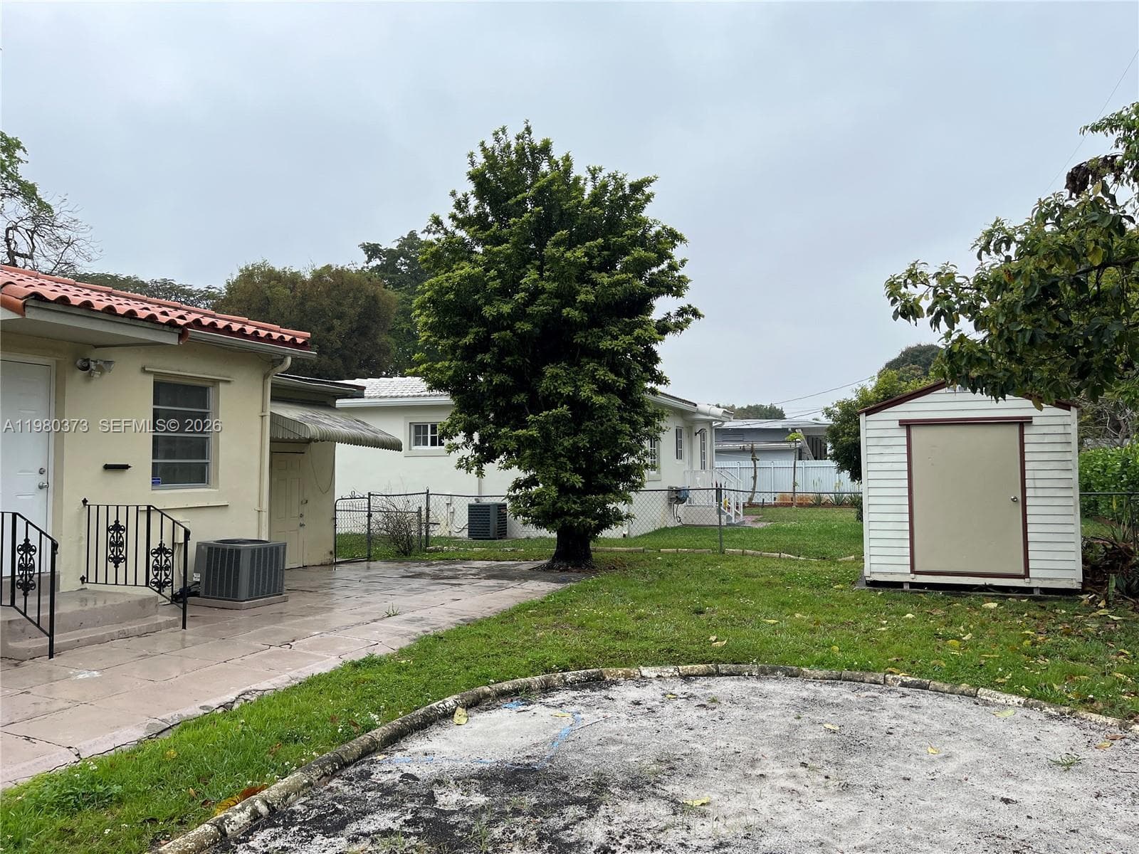 6261 NW 40th St, Virginia Gardens FL 33166 — 29