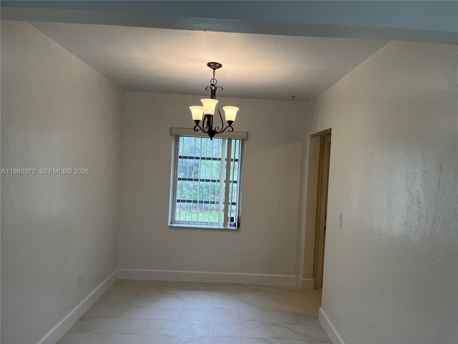 6261 NW 40th St, Virginia Gardens FL 33166 — 8