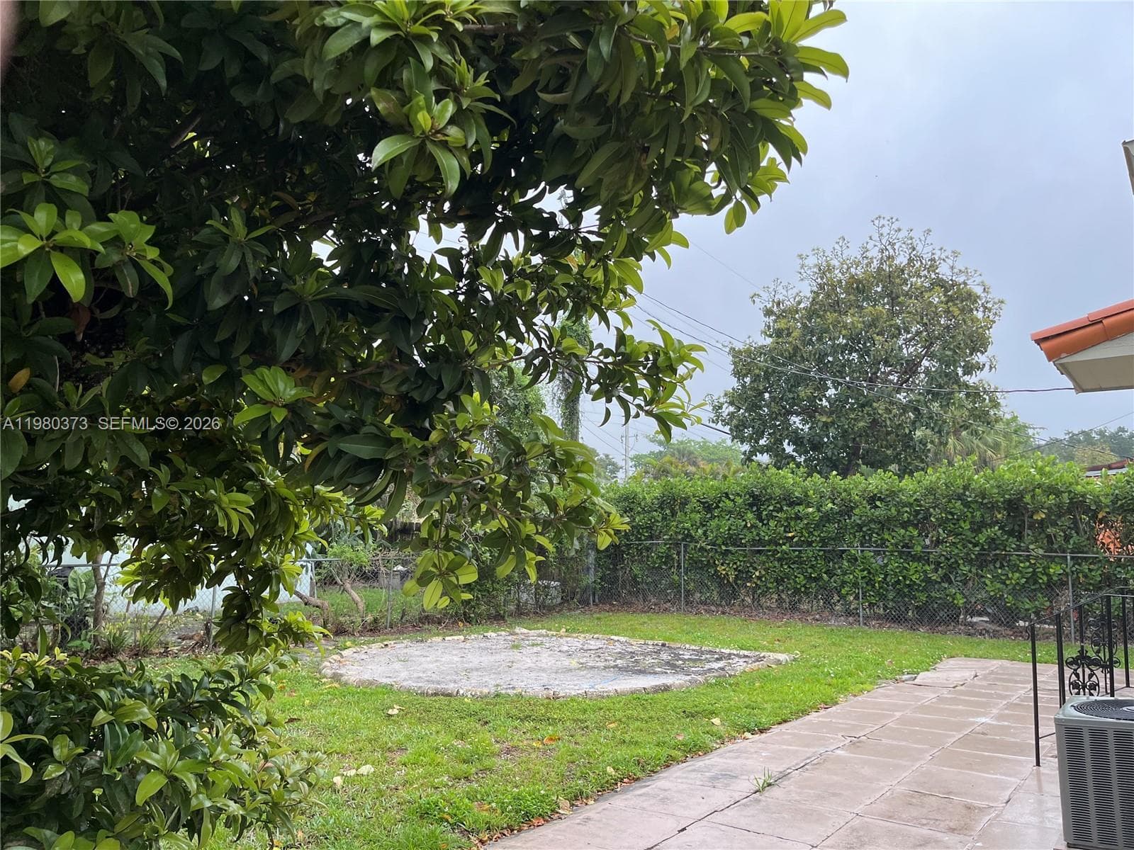 6261 NW 40th St, Virginia Gardens FL 33166 — 25