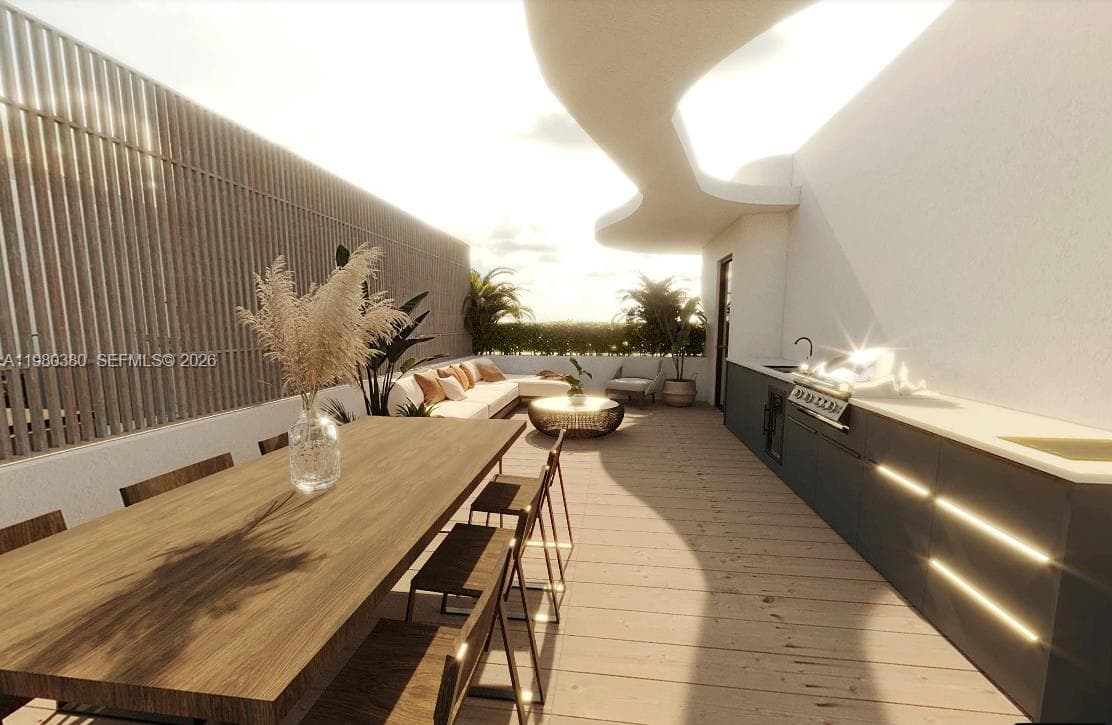 5215 Biscayne Blvd, Miami FL 33137 — 8
