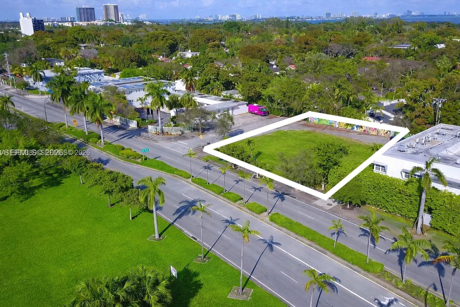 5215 Biscayne Blvd, Miami FL 33137 — 21
