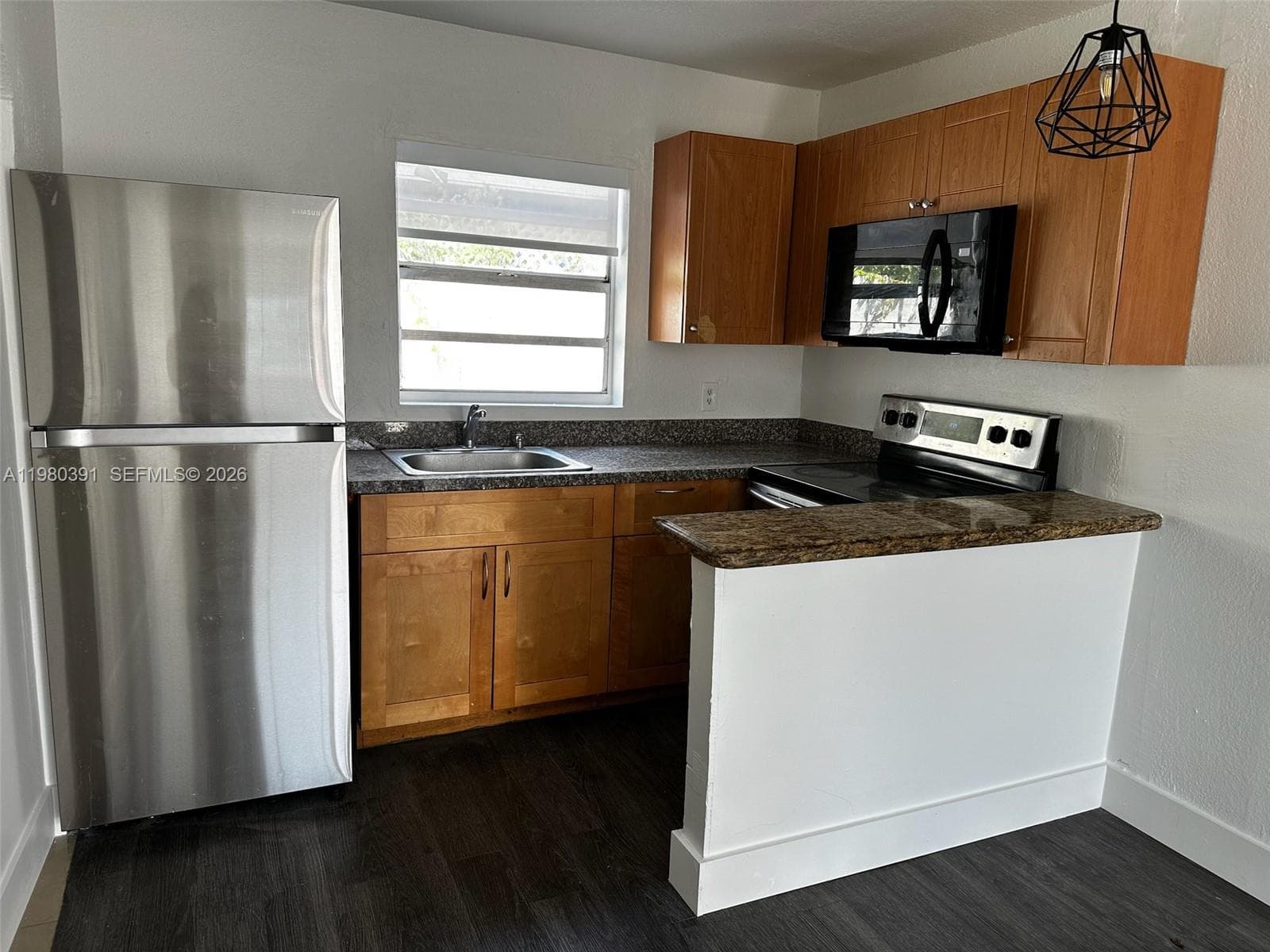2223 NW 32nd St, Miami FL 33142 — 26