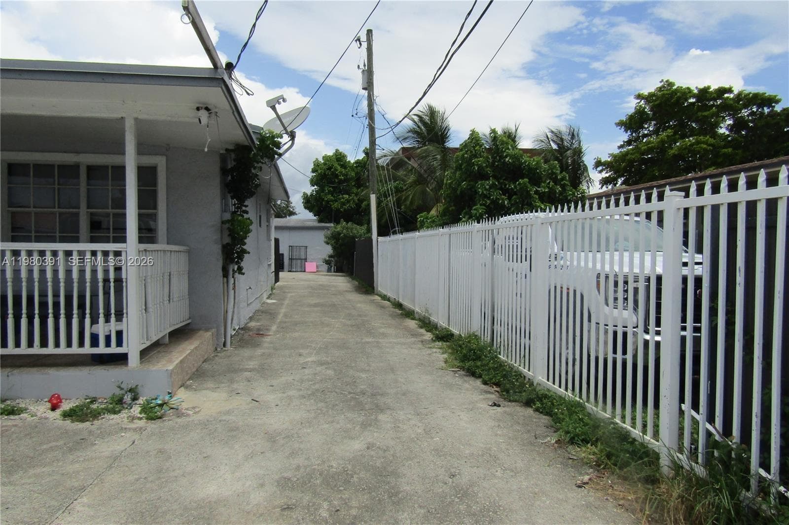 2223 NW 32nd St, Miami FL 33142 — 3