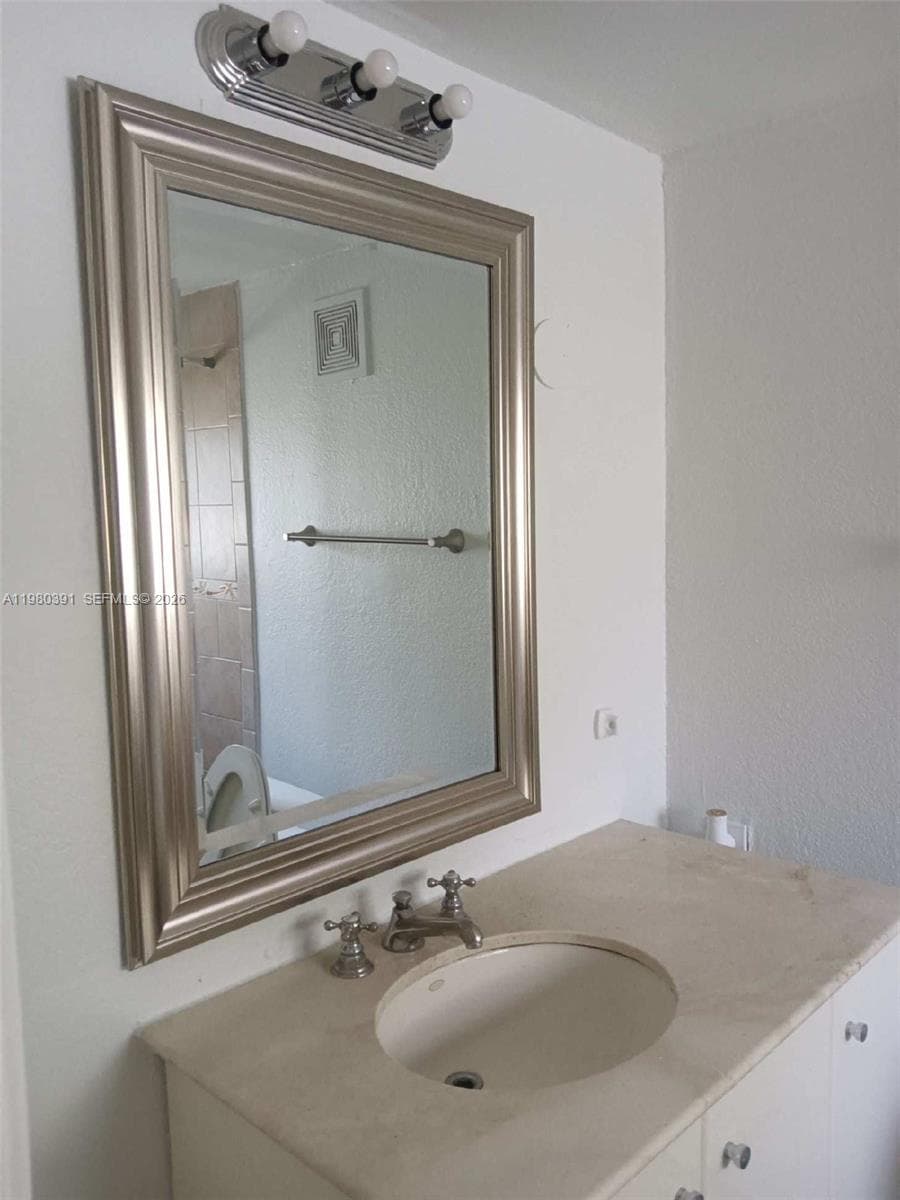 2223 NW 32nd St, Miami FL 33142 — 36