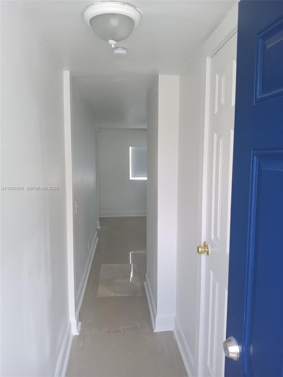 2223 NW 32nd St, Miami FL 33142 — 38