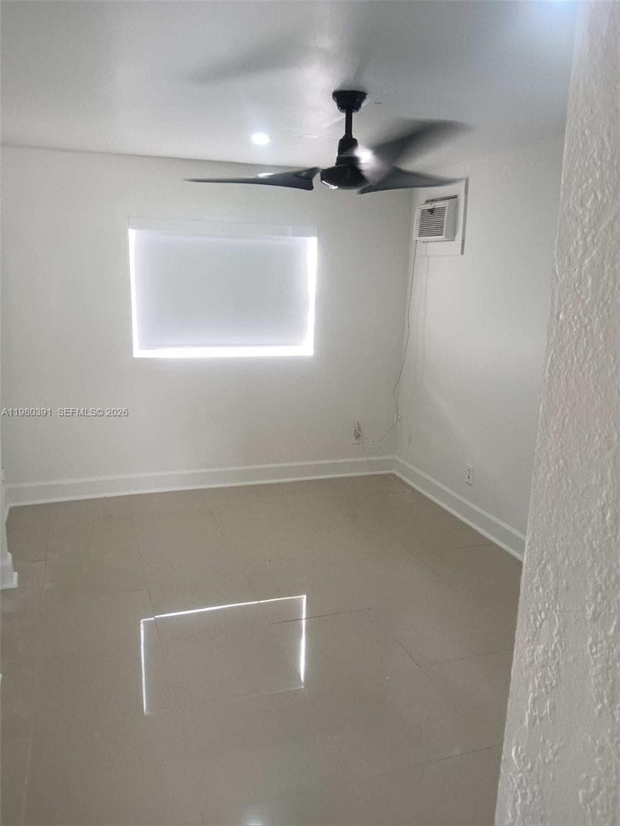 2223 NW 32nd St, Miami FL 33142 — 39