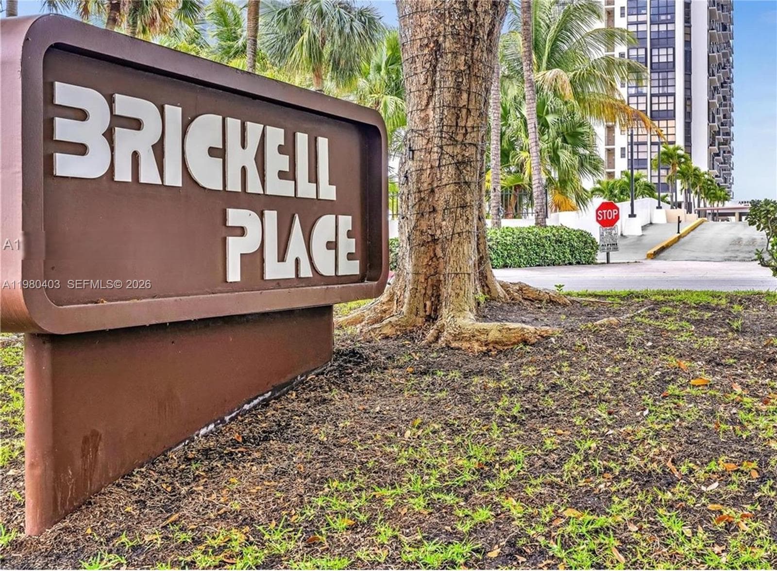 1901 Brickell Ave # B1407, Miami FL 33129 — 2