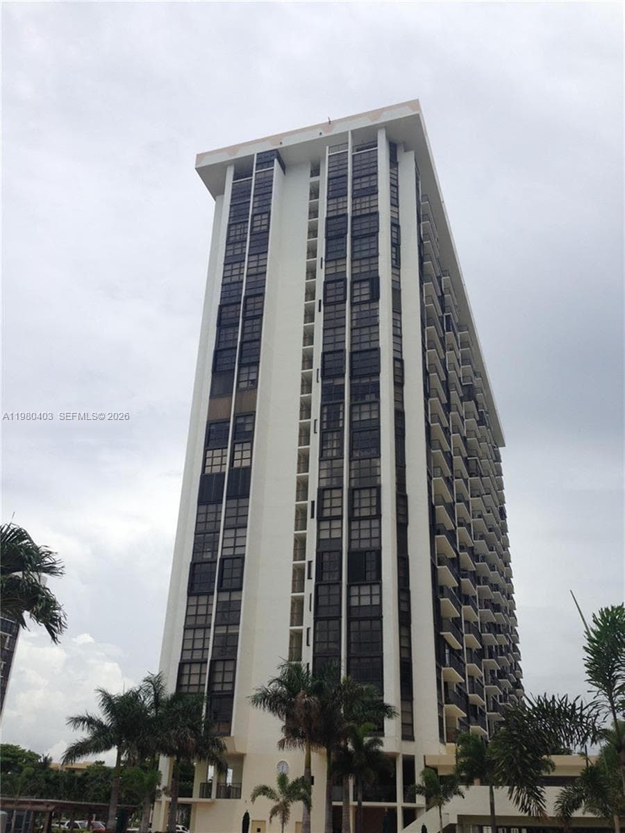 1901 Brickell Ave # B1407, Miami FL 33129 — 3
