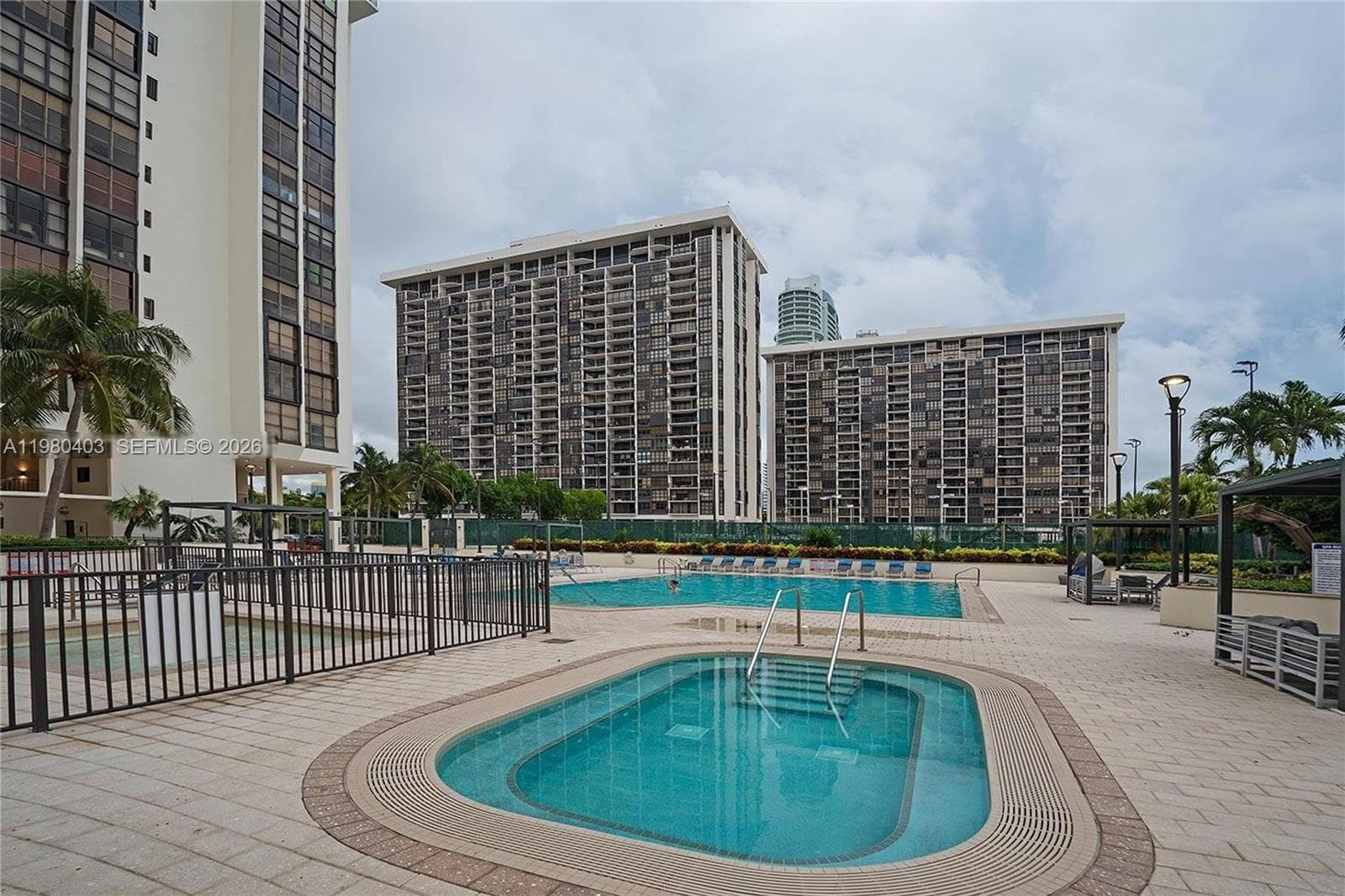 1901 Brickell Ave # B1407, Miami FL 33129 — 30