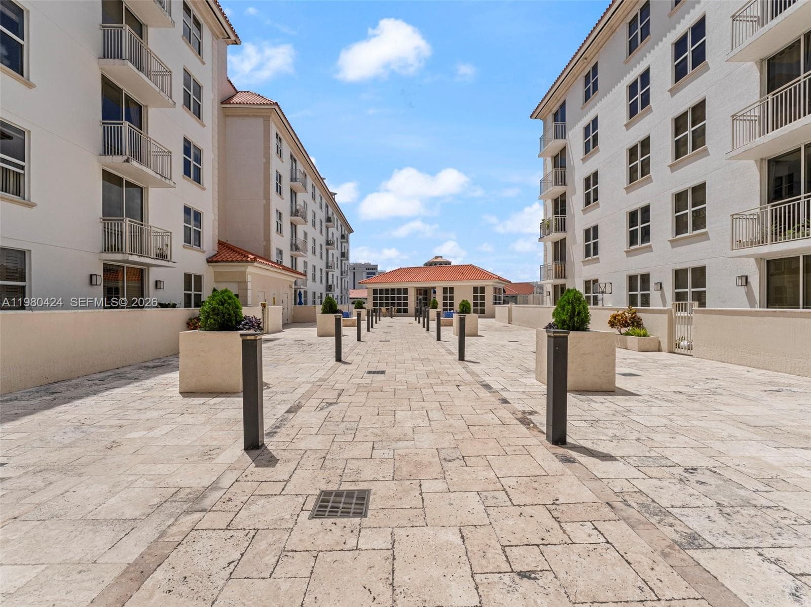 2030 S Douglas Rd # 610, Coral Gables FL 33134 — 34