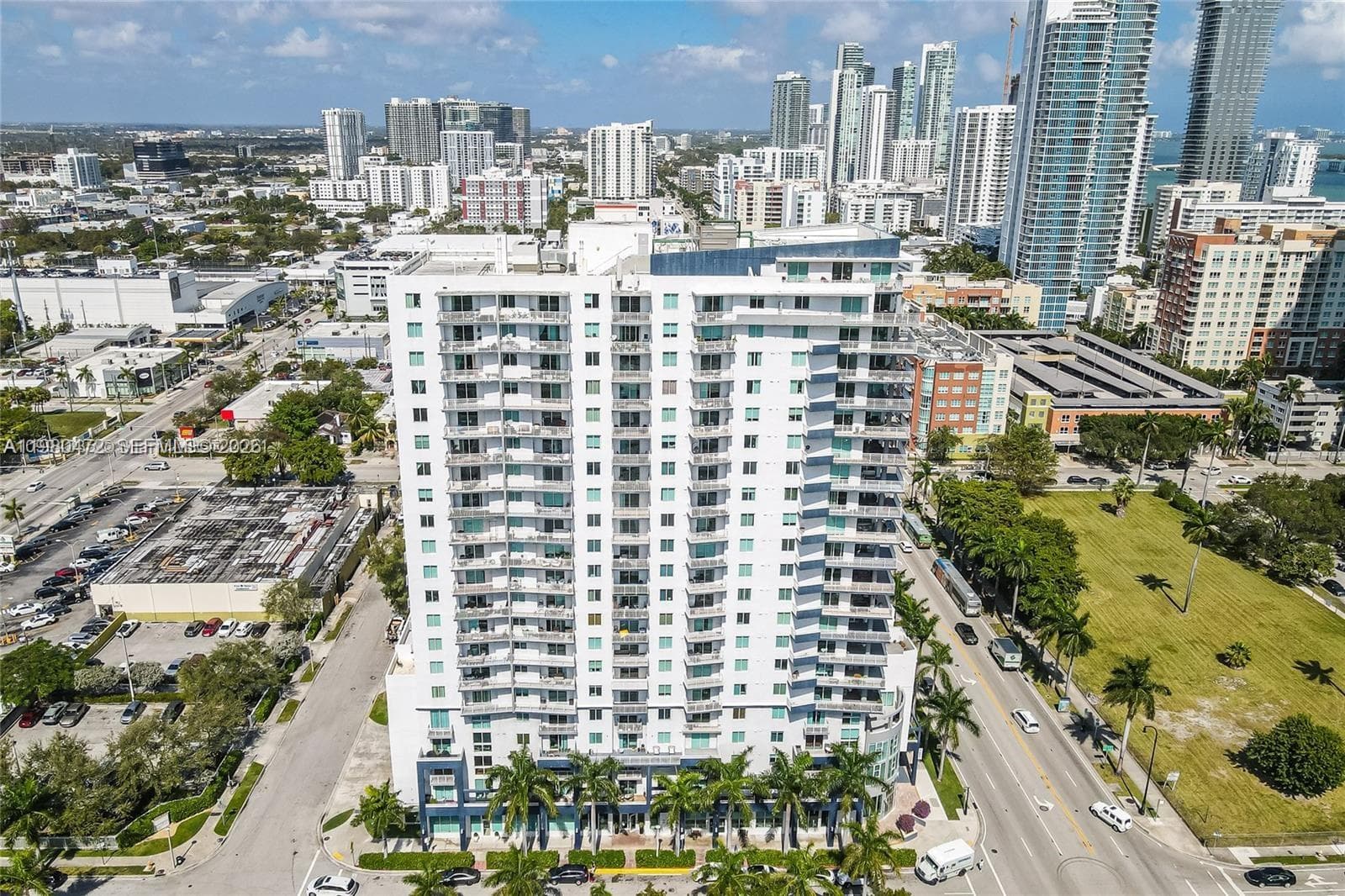 275 NE 18th St # 09, Miami FL 33132 — 2