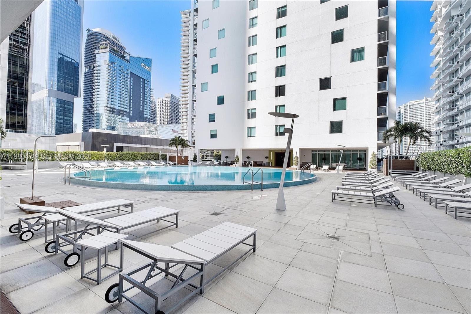 500 Brickell Ave # 4101, Miami FL 33131 — 27