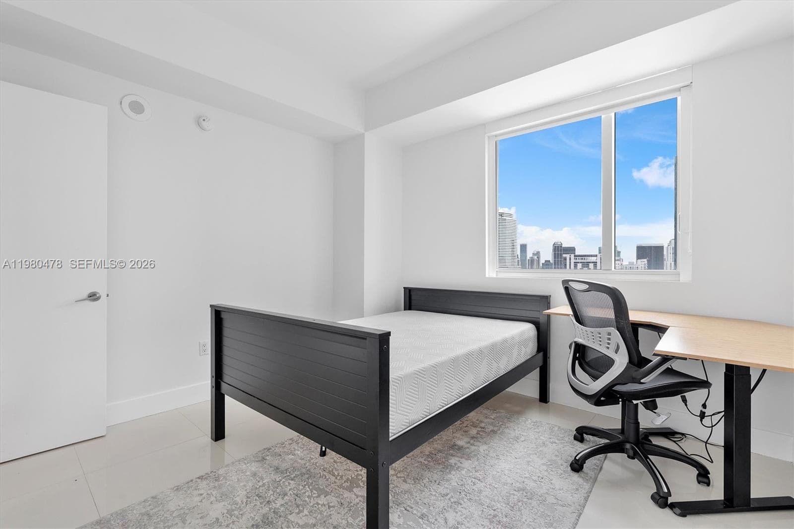 500 Brickell Ave # 4101, Miami FL 33131 — 13