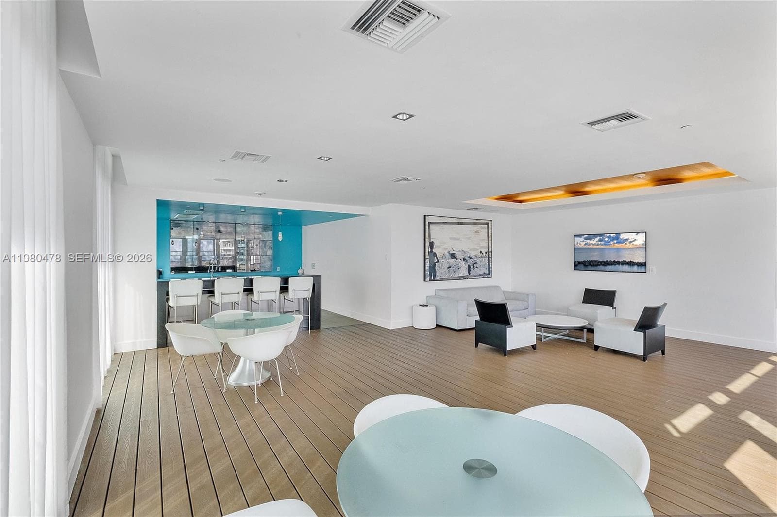 500 Brickell Ave # 4101, Miami FL 33131 — 36