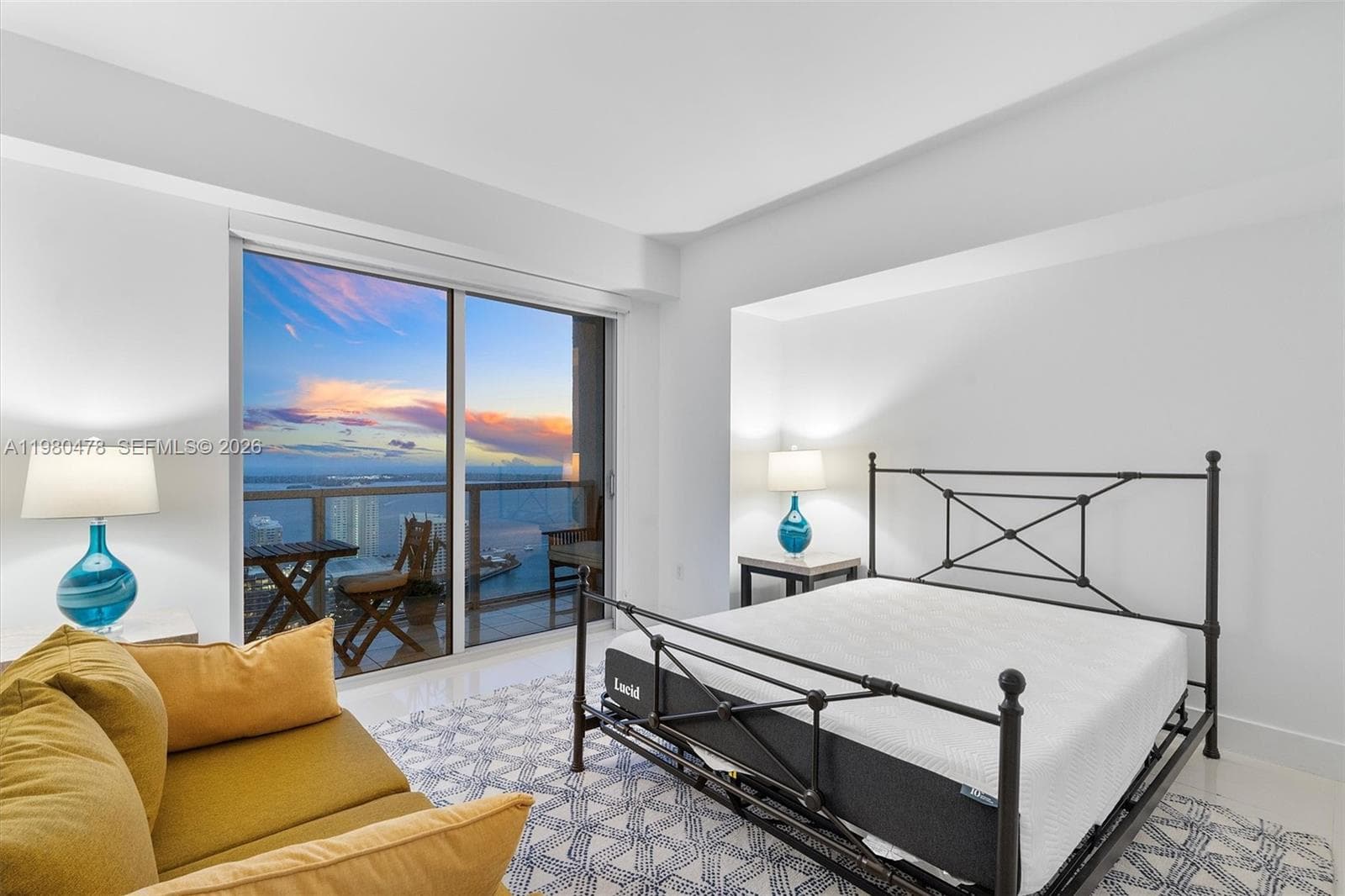 500 Brickell Ave # 4101, Miami FL 33131 — 15