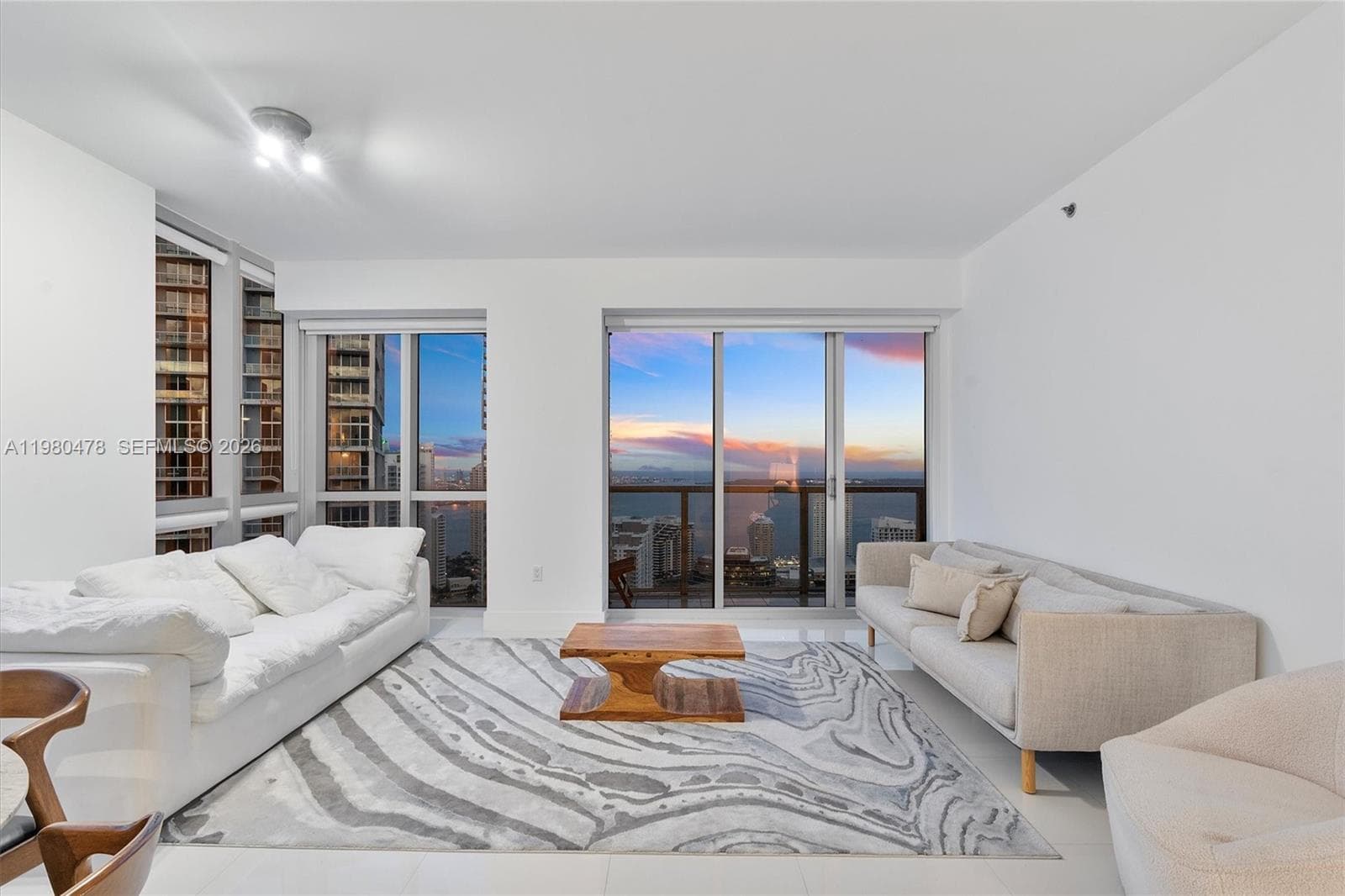 500 Brickell Ave # 4101, Miami FL 33131 — 4