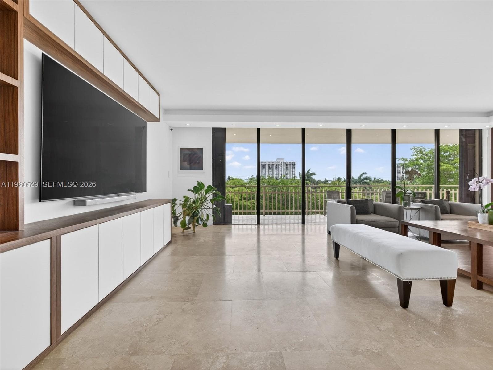 11113 Biscayne Blvd # 351, Miami FL 33181 — 12